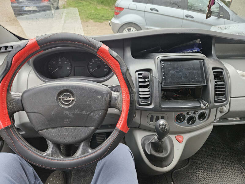 Opel Vivaro 