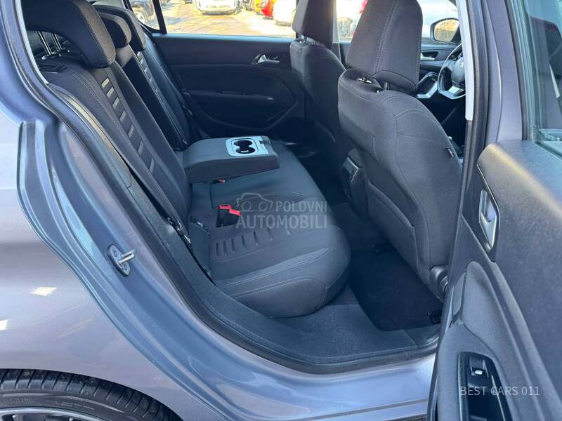 Peugeot 308 1.5 blue-HDI