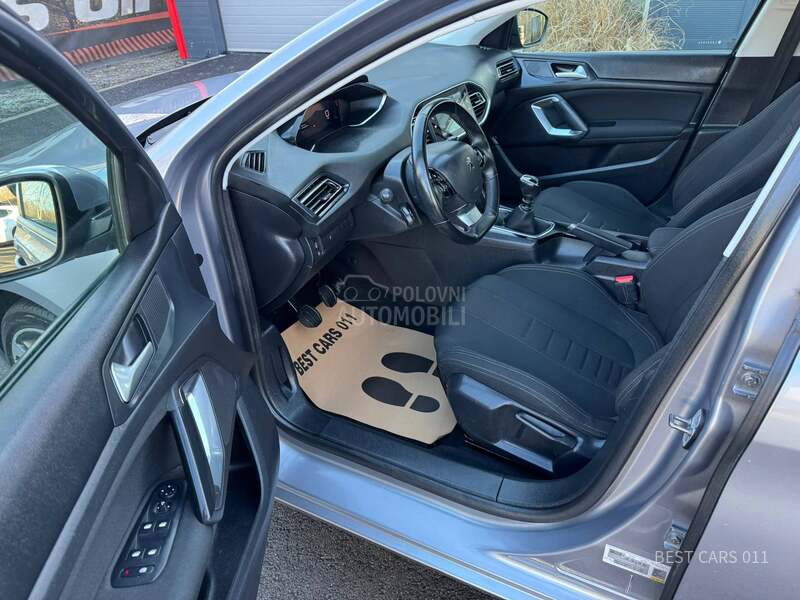 Peugeot 308 1.5 blue-HDI