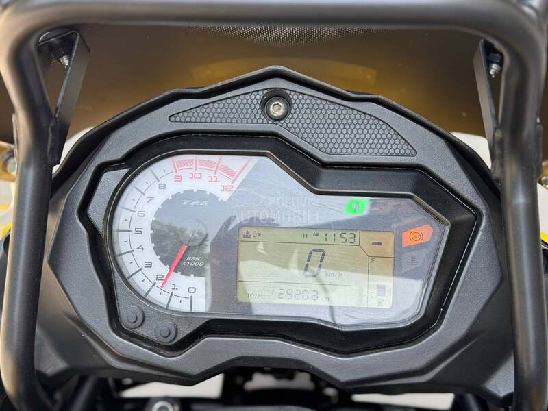 Benelli 502 X
