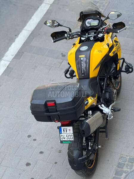 Benelli 502 X