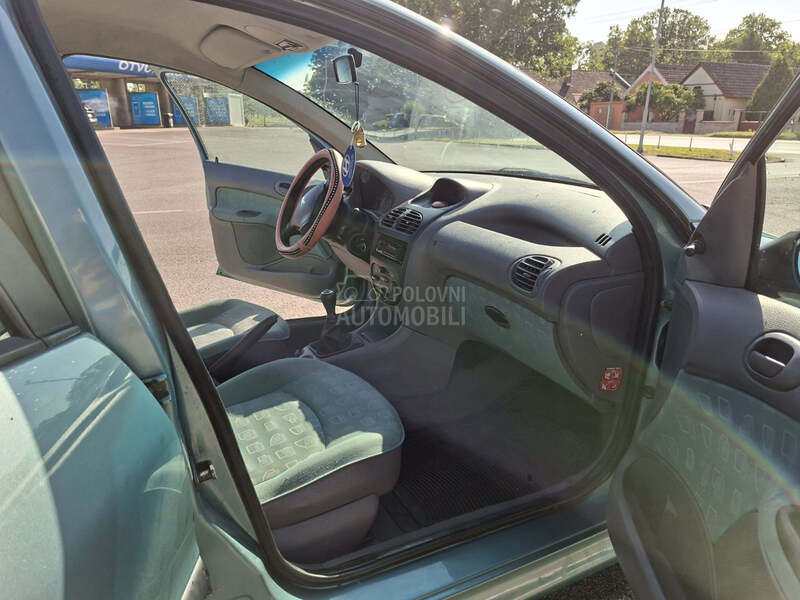 Peugeot 206 1.2