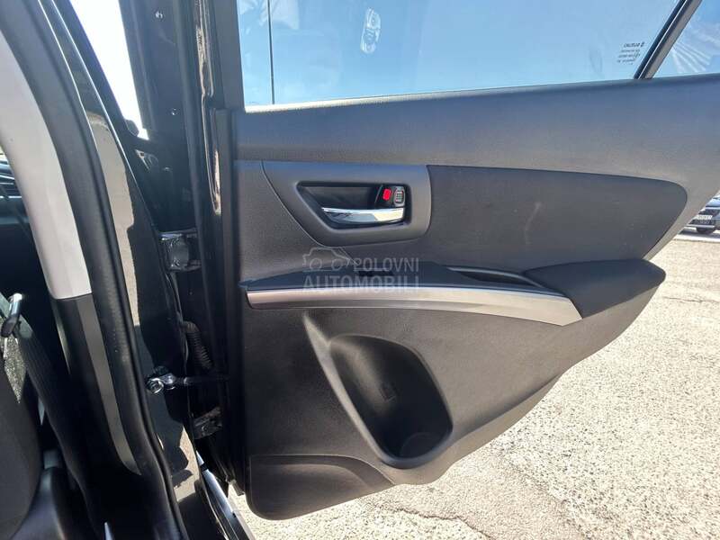 Suzuki SX4 S-Cross PREMIUM 2WD 6AT