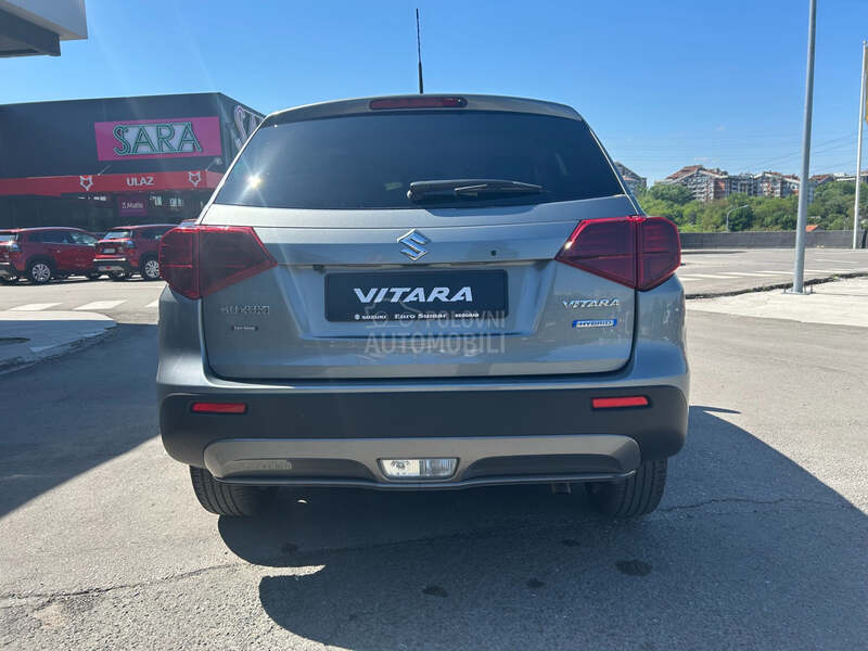 Suzuki Vitara PREMIUM 2WD 6AT