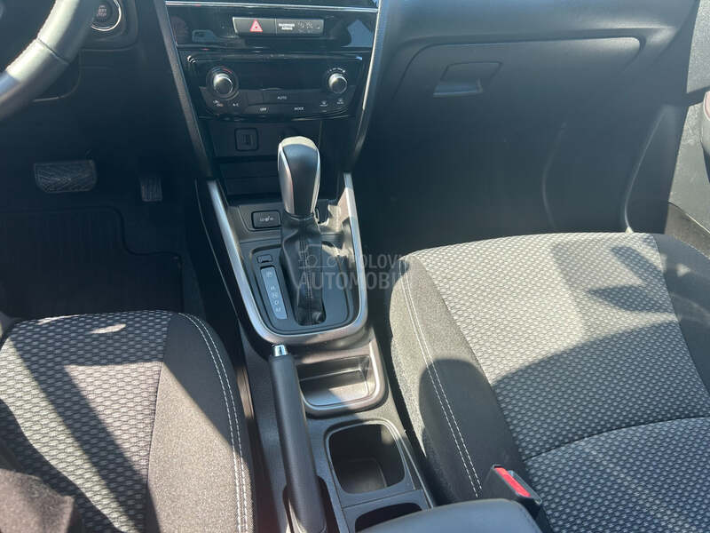 Suzuki Vitara PREMIUM 2WD 6AT