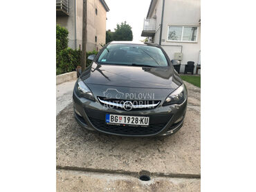 Opel Astra J 1,4 turbo
