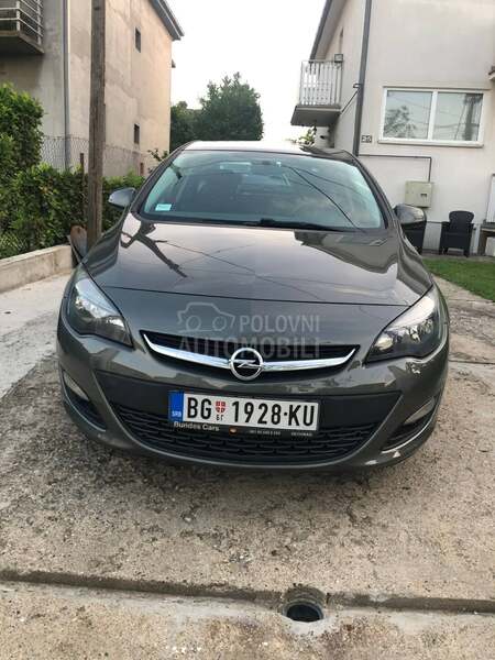 Opel Astra J 1,4 turbo