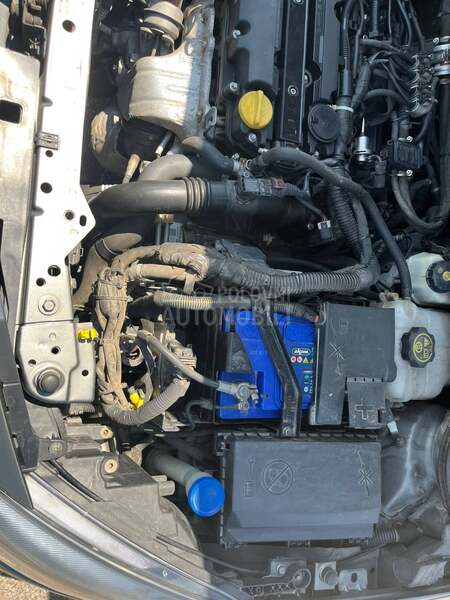 Opel Astra J 1,4 turbo