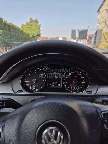 Volkswagen Passat B7 2.0 TDI HIGHLINE