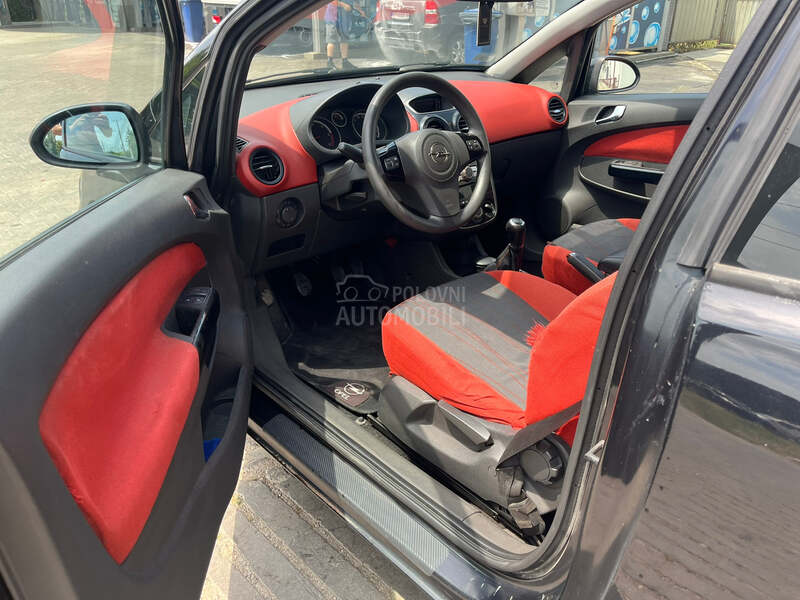 Opel Corsa D 