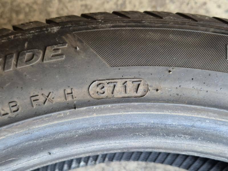 Hankook 205/50 R17 Zimska