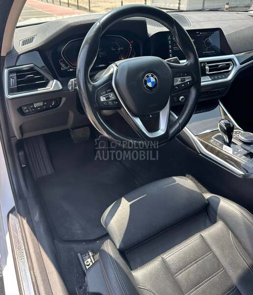 BMW 320 xDrive Hybrid Luxury