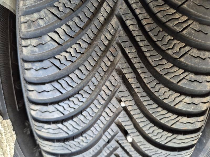Michelin 205/55 R16 Zimska