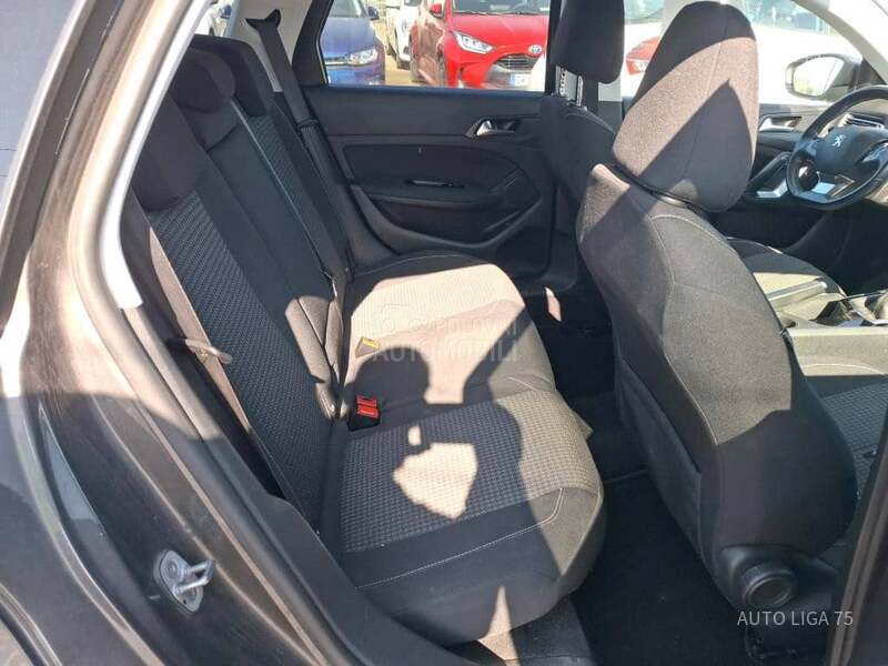 Peugeot 308 1.5 BlueHDi100 Busi
