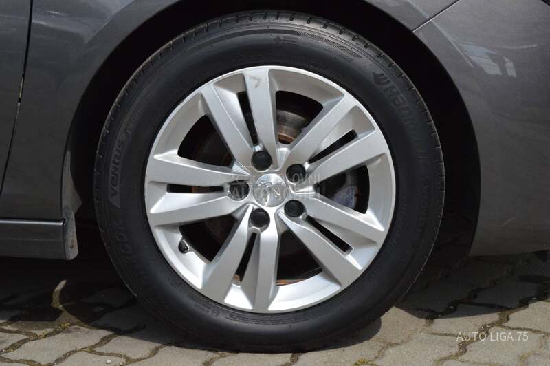 Peugeot 308 1.5 BlueHDi100 Busi