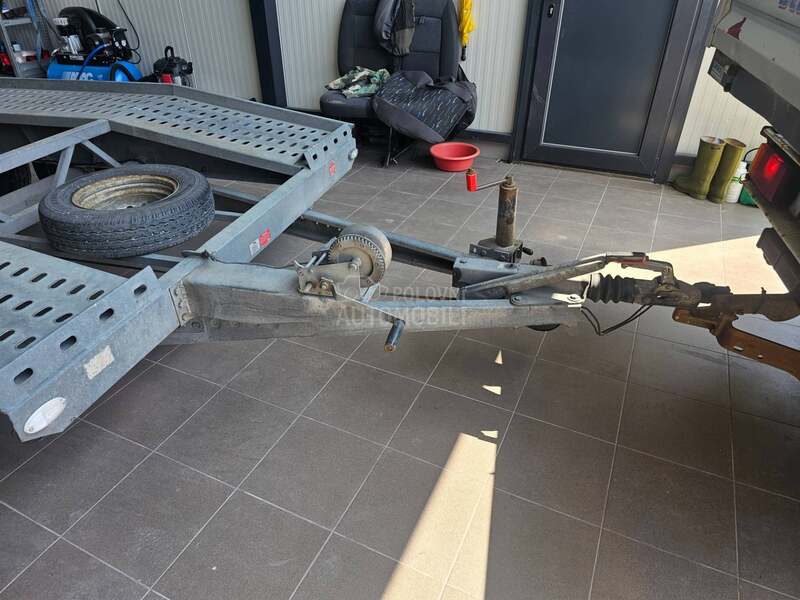 Blyss Adam 2500kg 4m.