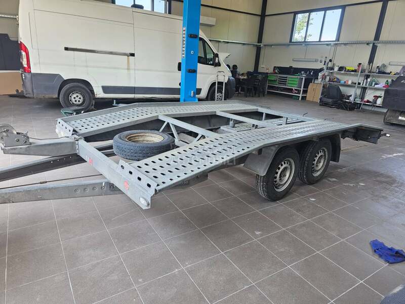Blyss Adam 2500kg 4m.