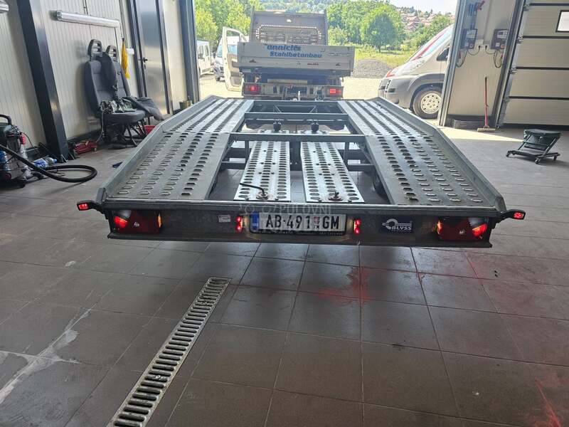 Blyss Adam 2500kg 4m.