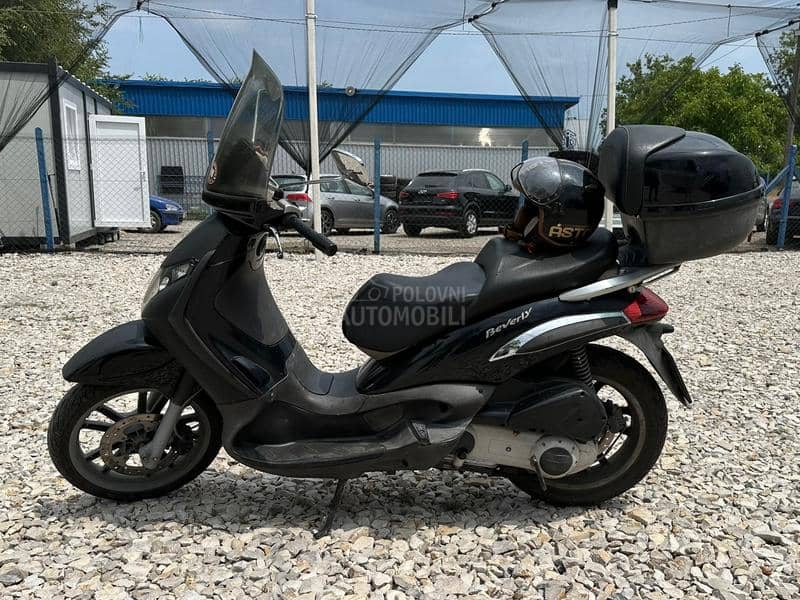 Piaggio Beverly 250