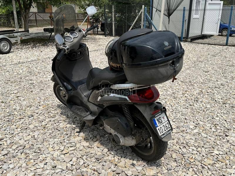 Piaggio Beverly 250