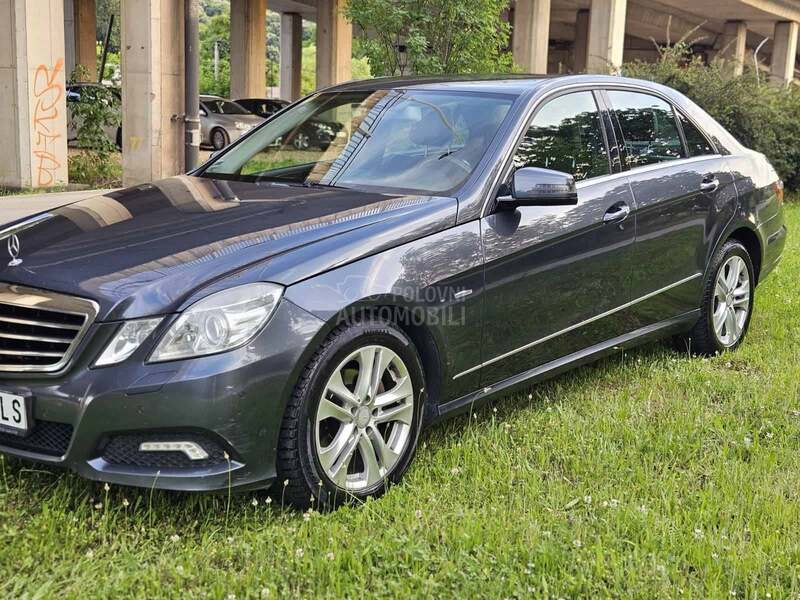 Mercedes Benz E 220 Avantgarde