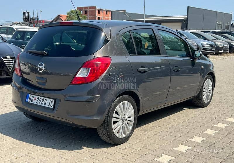 Opel Corsa D 1.3 b gpl