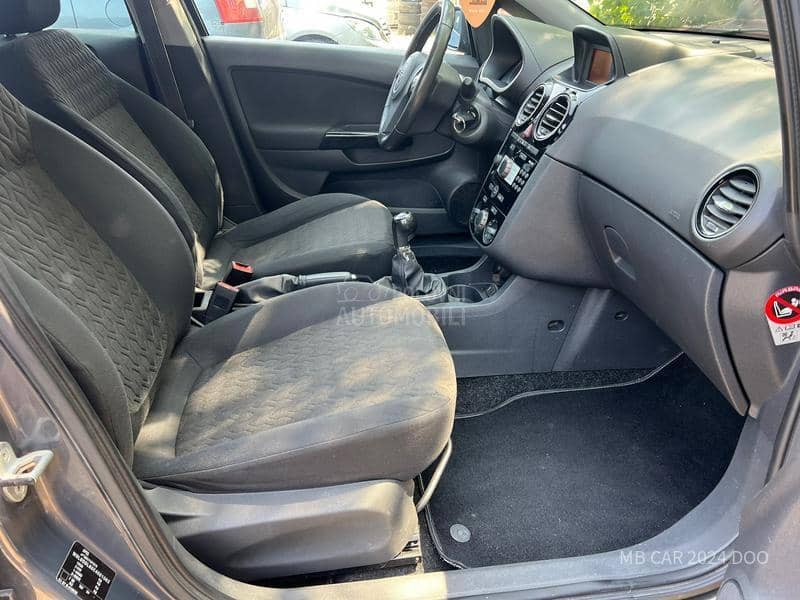 Opel Corsa D 1.3 b gpl