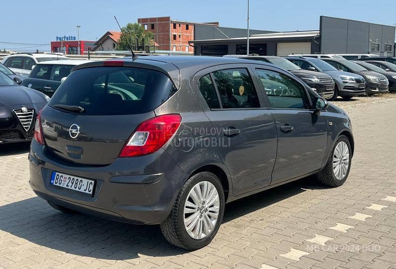 Opel Corsa D 1.3 b gpl