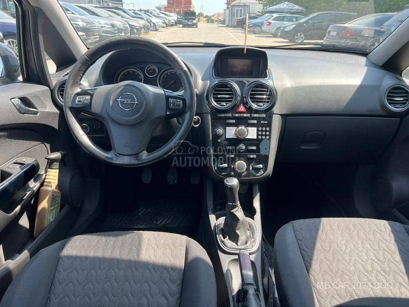 Opel Corsa D 1.3 b gpl