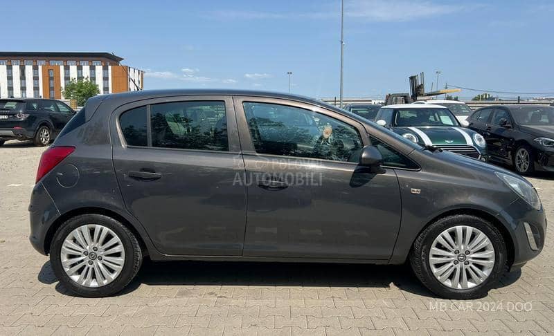 Opel Corsa D 1.3 b gpl