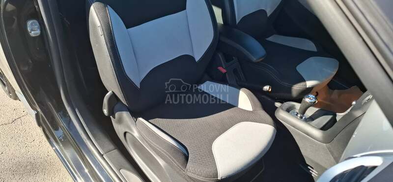 Citroen DS3 1.4HDI NAV/AUTO-MAT