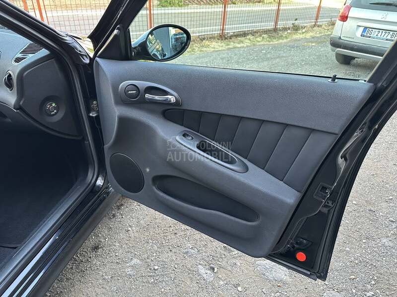 Alfa Romeo 156 2.5 V6