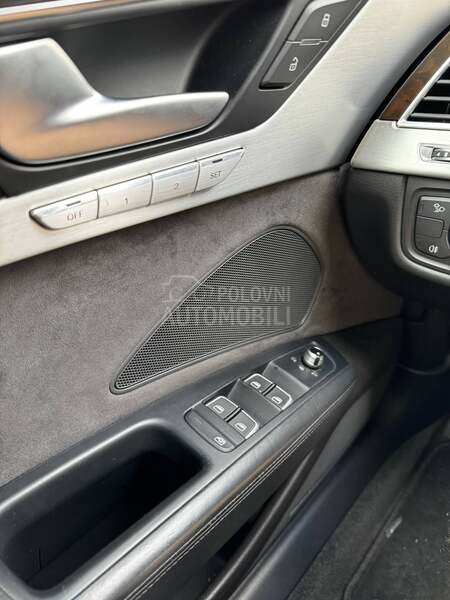 Audi A8 S8 Look