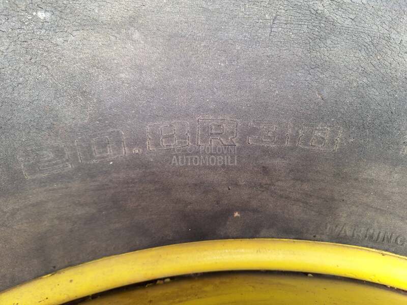 John Deere 6920