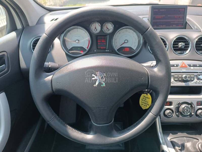 Peugeot 308 2.0 hdi Jbl sound