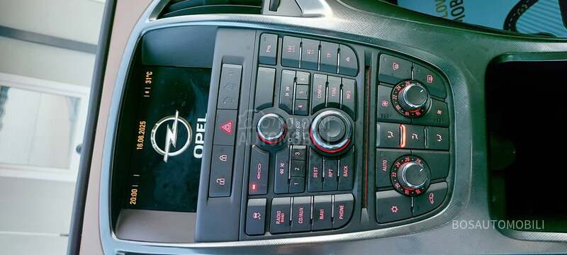 Opel Astra J 1.4 i