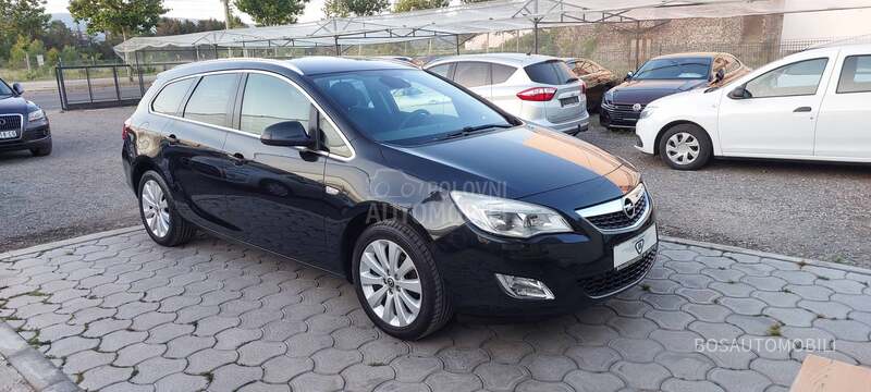 Opel Astra J 1.4 i