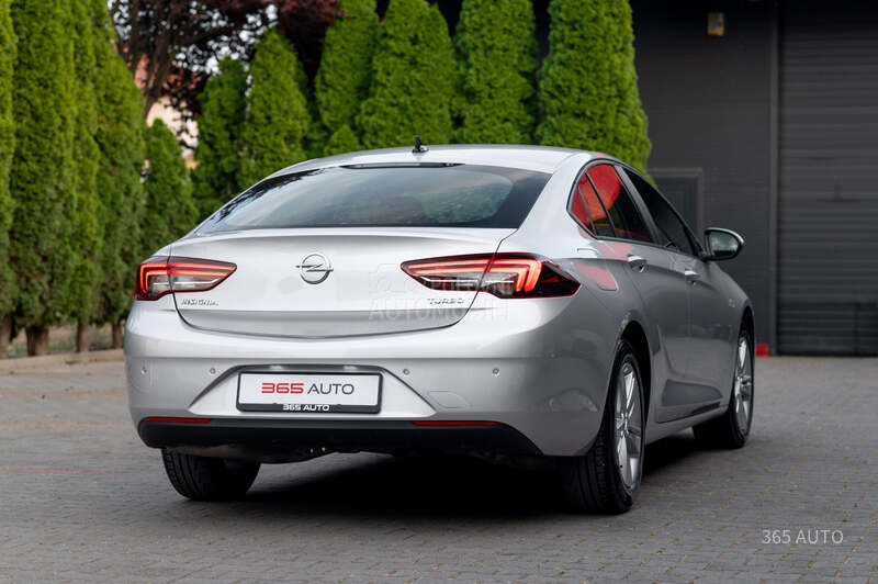 Opel Insignia 1.5 140