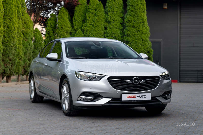 Opel Insignia 1.5 140