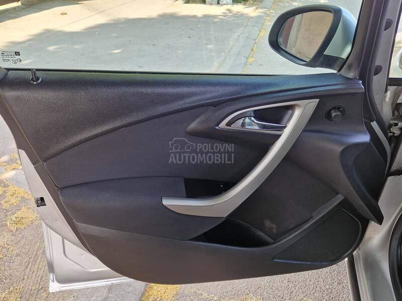 Opel Astra J 1.7 cdti 81 k.w.LEPA