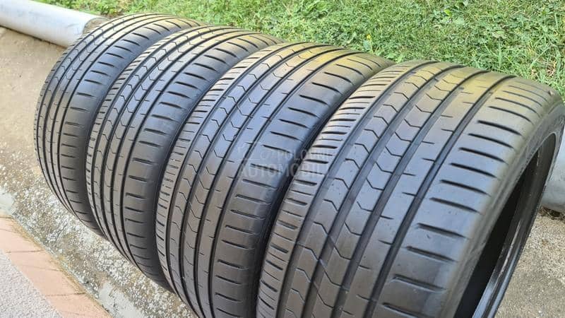 Vredestein 245/40 R18 Letnja