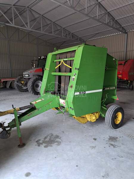 John Deere 540
