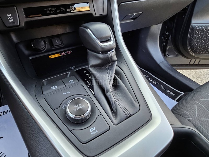 Toyota RAV 4 NOVO