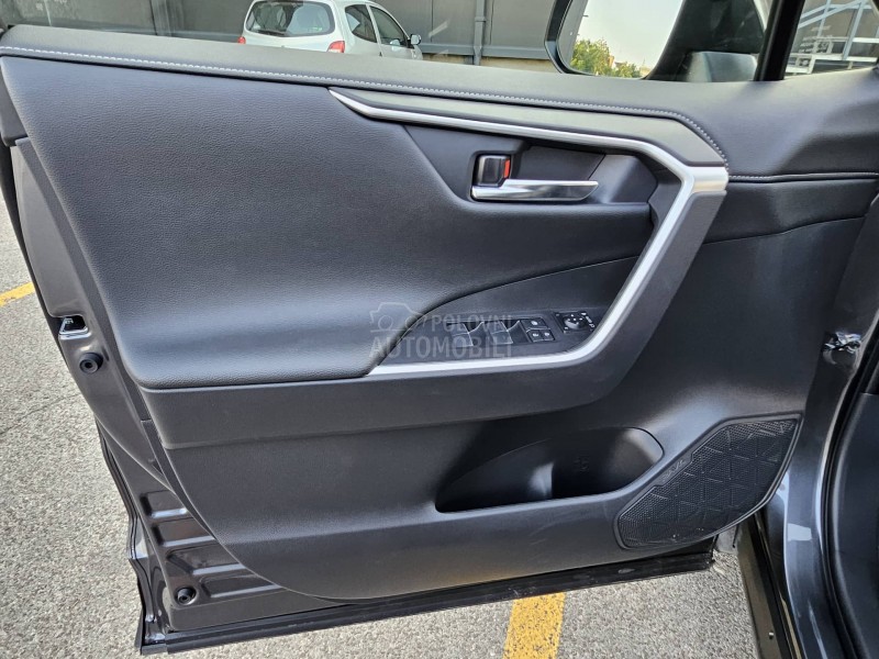 Toyota RAV 4 NOVO
