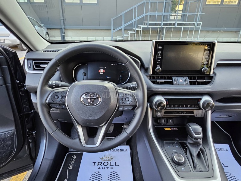 Toyota RAV 4 NOVO