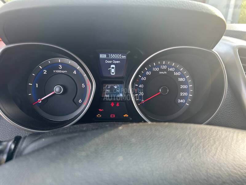 Hyundai i30 1.4 CRDI 90