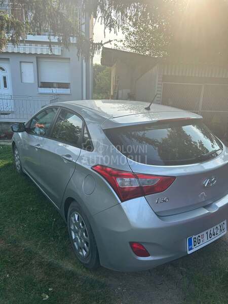 Hyundai i30 1.4 CRDI 90