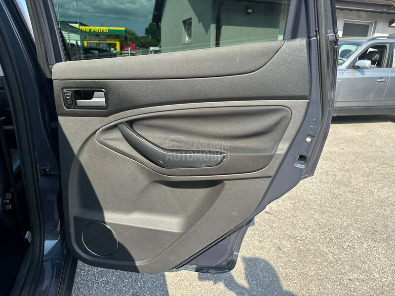 Ford Kuga 2.0tdci TITANIUM