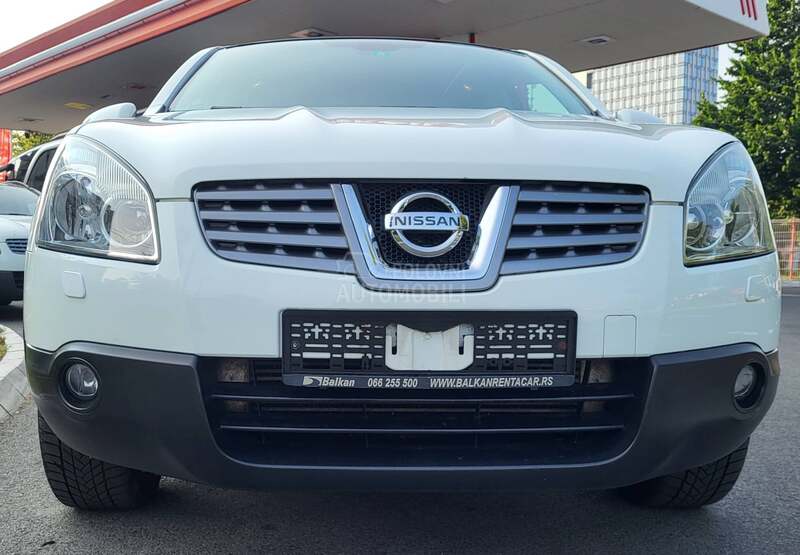 Nissan Qashqai 2.0d 4x4 panoram CH