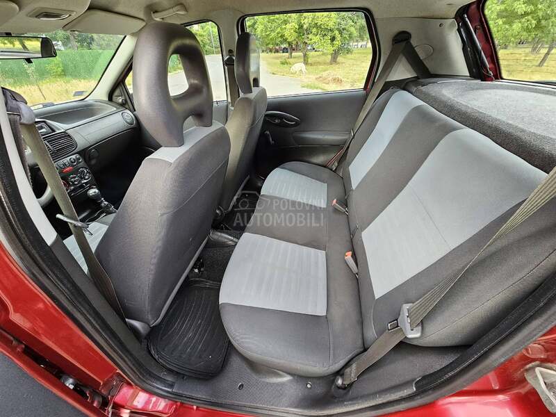 Fiat Punto 1.2b